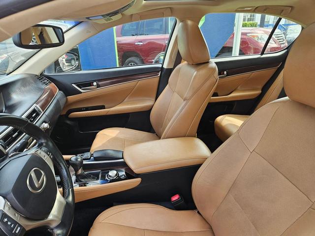 Photo of 2013 Liquid Platinum Lexus GS 350