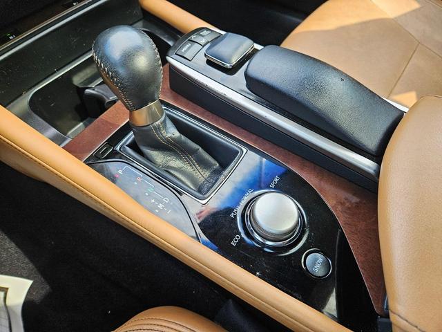 Photo of 2013 Liquid Platinum Lexus GS 350