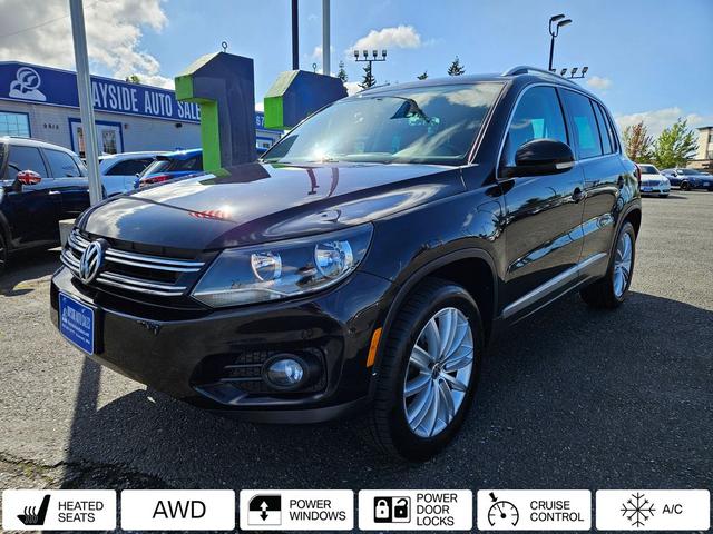 Photo of 2013 Deep Black Metallic Volkswagen Tiguan