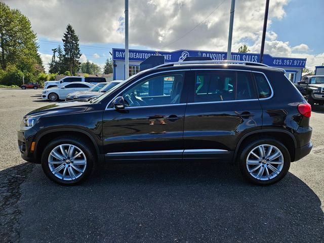 Photo of 2013 Deep Black Metallic Volkswagen Tiguan