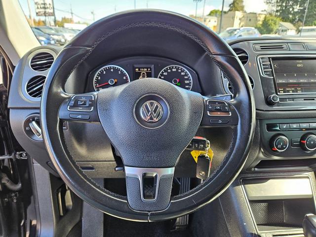 Photo of 2013 Deep Black Metallic Volkswagen Tiguan