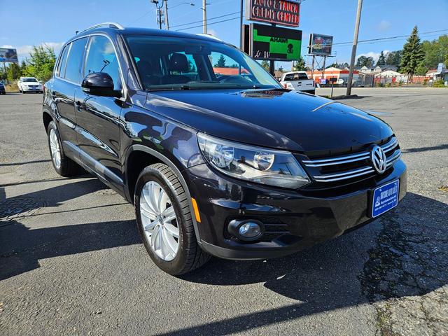 Photo of 2013 Deep Black Metallic Volkswagen Tiguan