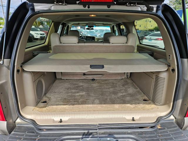 Photo of 2002 Redfire Metallic Chevrolet Suburban