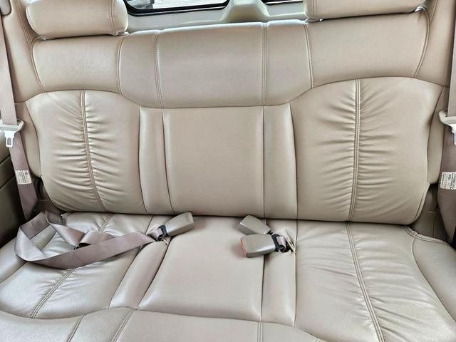 Photo of 2002 Redfire Metallic Chevrolet Suburban