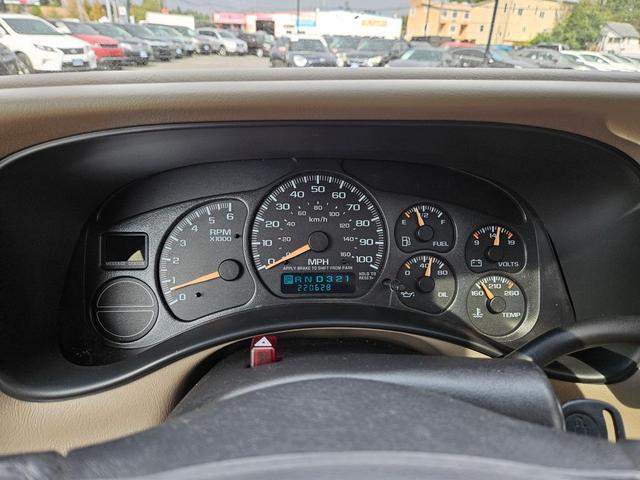 Photo of 2002 Redfire Metallic Chevrolet Suburban