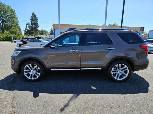 Photo of 2016 Bronze Fire Metallic Tinted Clearcoat Ford Explorer