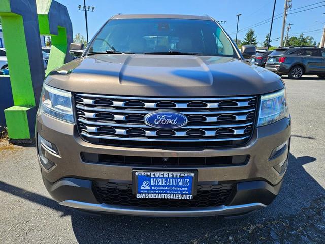 Photo of 2016 Bronze Fire Metallic Tinted Clearcoat Ford Explorer
