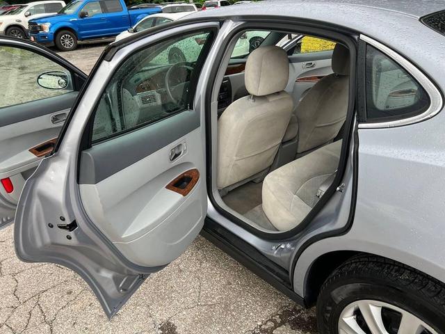 Photo of 2006 Slatestone Metallic Buick LaCrosse