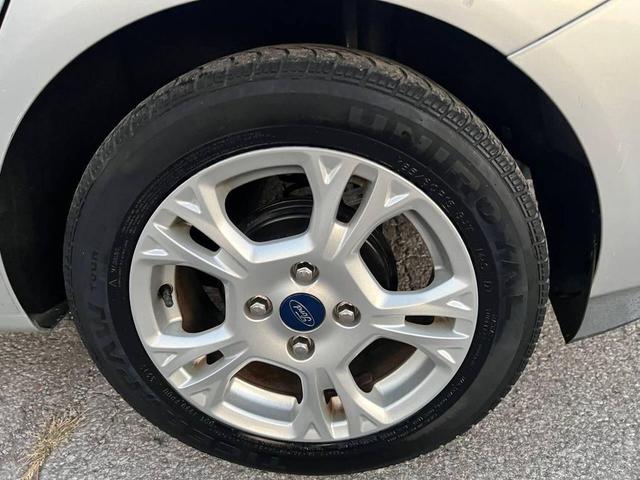 Photo of 2014 Ingot Silver Metallic Ford Fiesta