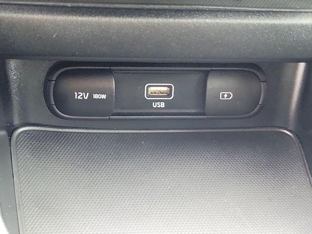 Photo of 2024 Snow White Pearl Kia Forte