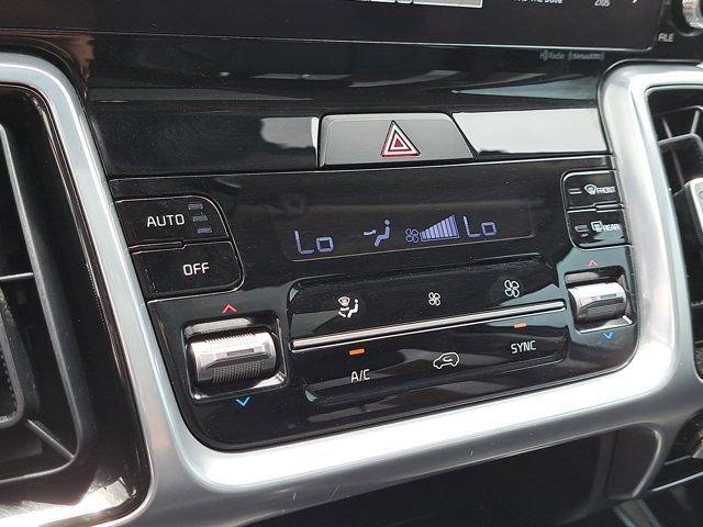 Photo of 2023 Wolf Gray Kia Sorento