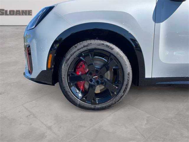 Photo of 2026 White MINI Countryman