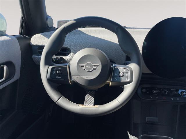 Photo of 2025 Silver MINI Hardtop