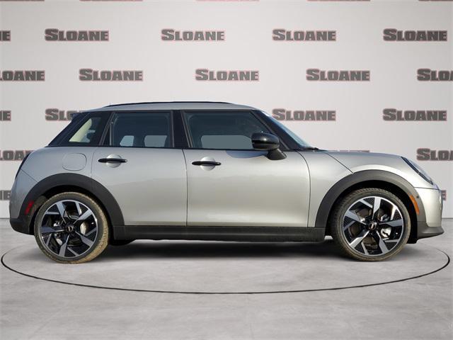 Photo of 2025 Silver MINI Hardtop
