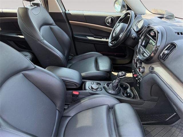 Photo of 2017 Gray Metallic MINI Countryman