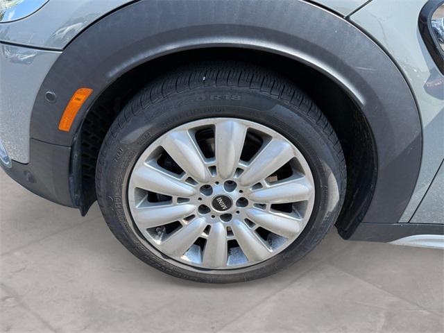 Photo of 2017 Gray Metallic MINI Countryman