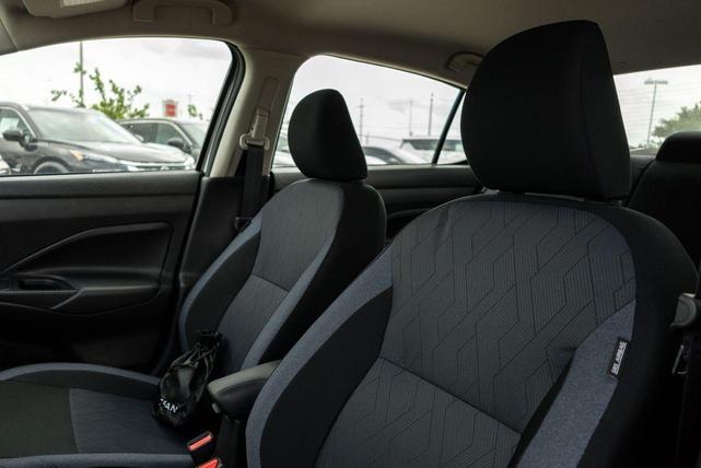 Photo of 2025 Brilliant Silver Metallic Nissan Versa
