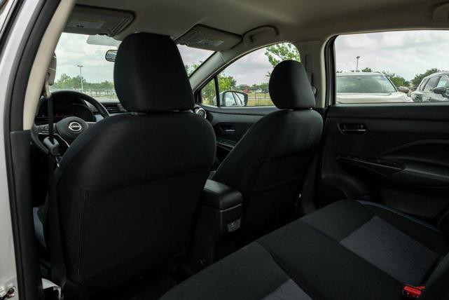 Photo of 2025 Brilliant Silver Metallic Nissan Versa