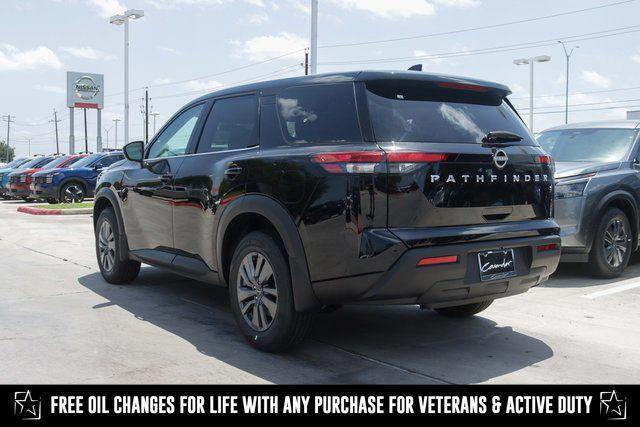 Photo of 2025 Super Black Nissan Pathfinder