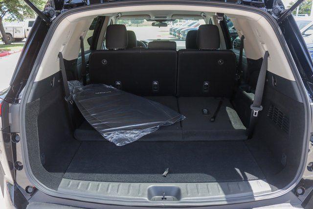 Photo of 2025 Super Black Nissan Pathfinder
