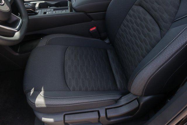 Photo of 2025 Super Black Nissan Pathfinder