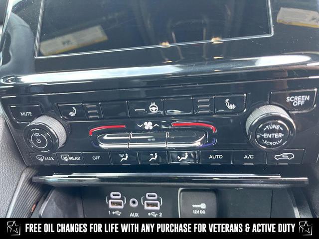 Photo of 2024 Silver Zynith Jeep Grand Cherokee L