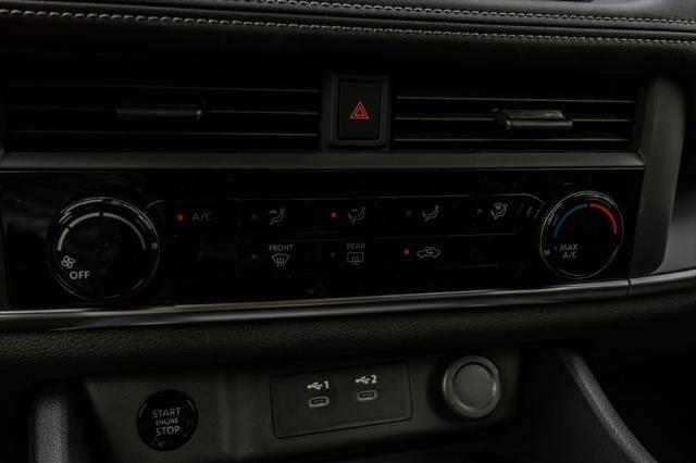 Photo of 2025 Everest White Pearl Nissan Rogue