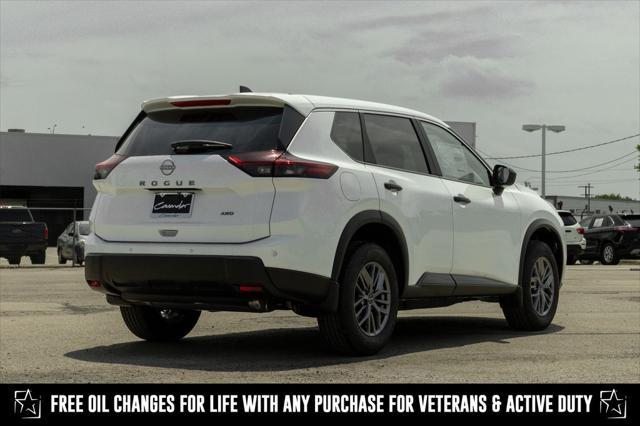Photo of 2025 Everest White Pearl Nissan Rogue