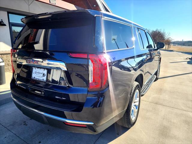 Photo of 2023 Blue GMC Yukon XL