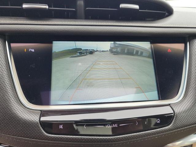 Photo of 2019 SILVER Cadillac XT5