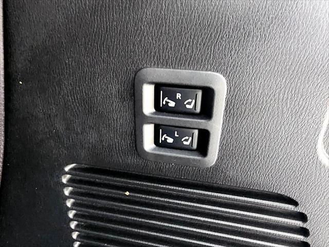 Photo of 2024 Gray INFINITI QX80