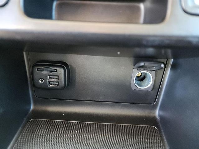 Photo of 2021 BLACK GMC Canyon