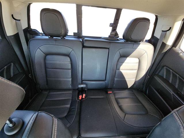 Photo of 2021 BLACK GMC Canyon