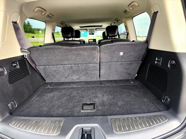 Photo of 2024 Gray INFINITI QX80