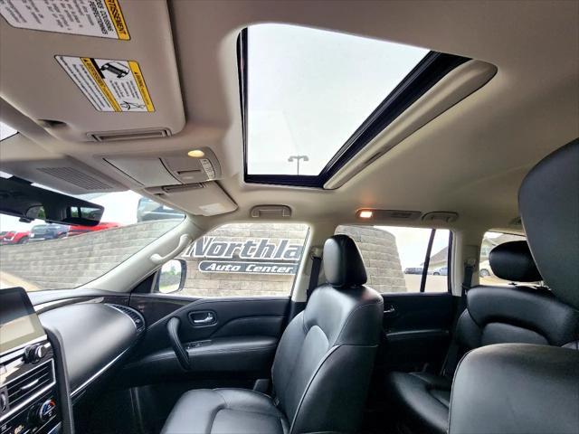 Photo of 2024 Gray INFINITI QX80