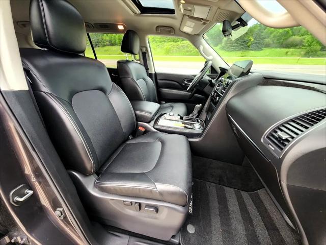 Photo of 2024 Gray INFINITI QX80