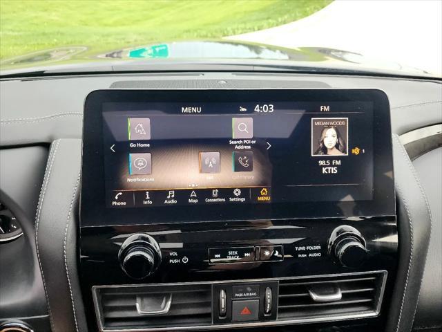 Photo of 2024 Gray INFINITI QX80