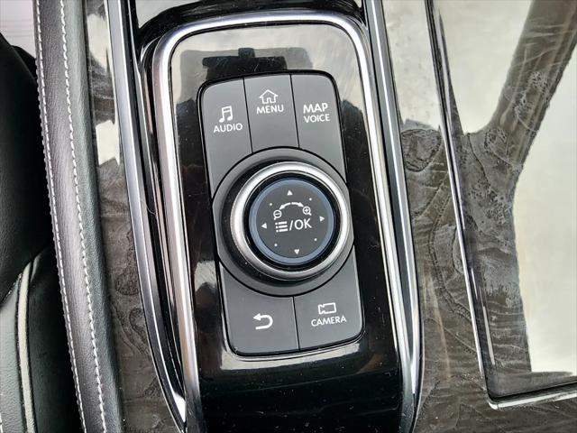Photo of 2024 Gray INFINITI QX80