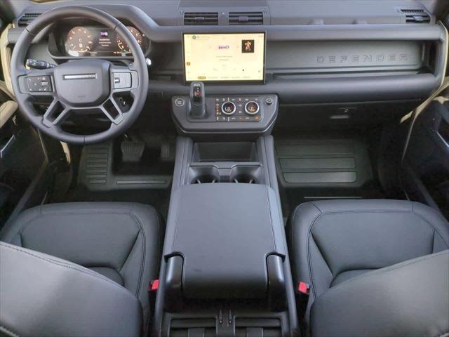 Photo of 2025 Fuji White Land Rover Defender
