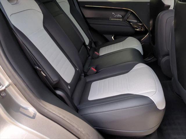 Photo of 2024 Flux Silver In Gloss Finish Land Rover Range Rover Sport