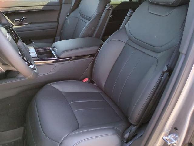 Photo of 2025 Eiger Grey Land Rover Range Rover Sport