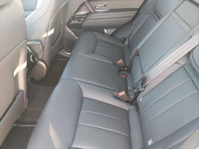 Photo of 2025 Eiger Grey Land Rover Range Rover Sport