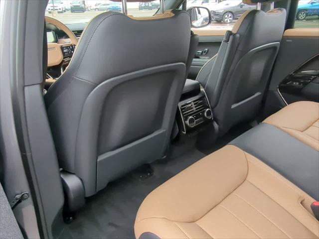 Photo of 2025 Eiger Grey Land Rover Range Rover Sport