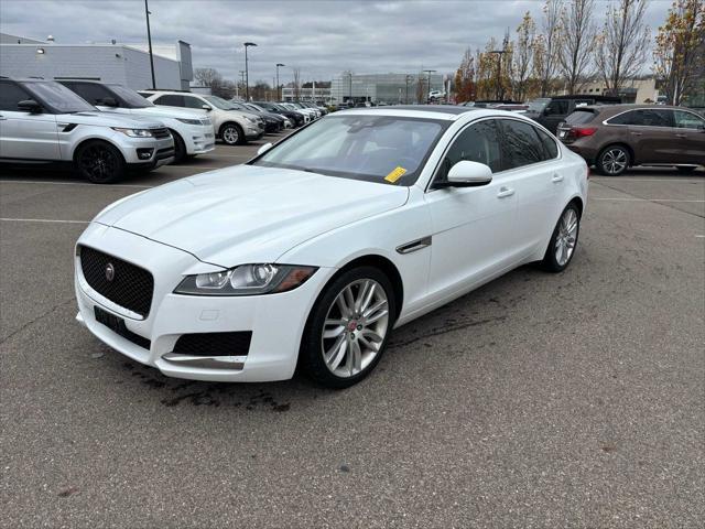 2017 Jaguar XF