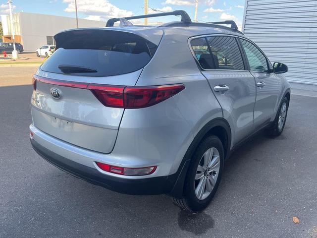 Photo of 2017 Sparkling Silver Kia Sportage