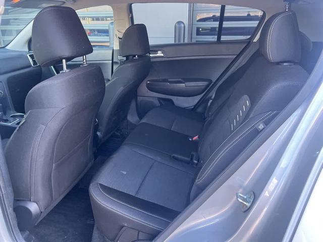 Photo of 2017 Sparkling Silver Kia Sportage