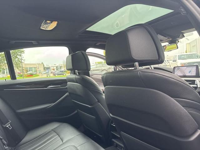 Photo of 2020 Black BMW 540