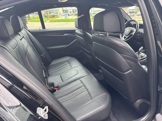 Photo of 2020 Black BMW 540