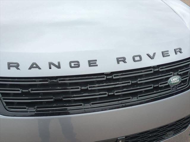 Photo of 2025 Eiger Grey Land Rover Range Rover Sport