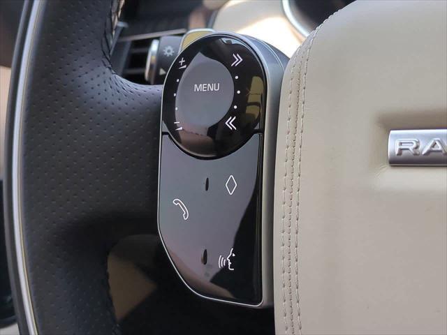 Photo of 2022 Fuji White Land Rover Range Rover Sport